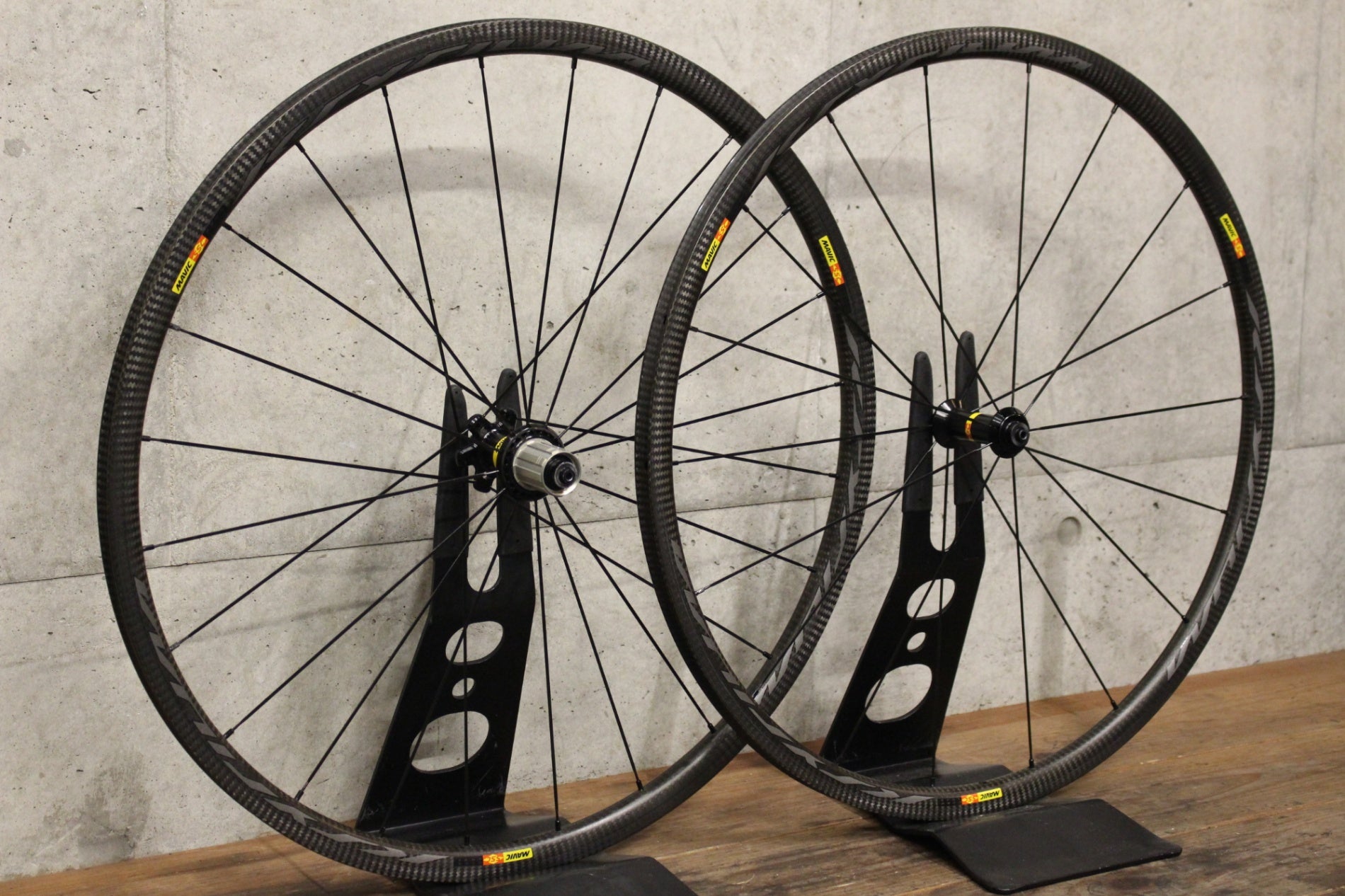 マヴィック MAVIC キシリウム KSYRIUM PRO CARBON SL カーボン