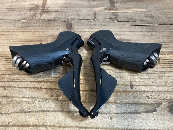 KJ035 シマノ SHIMANO 105 ST-R7000 STIレバー 2×11S 黒