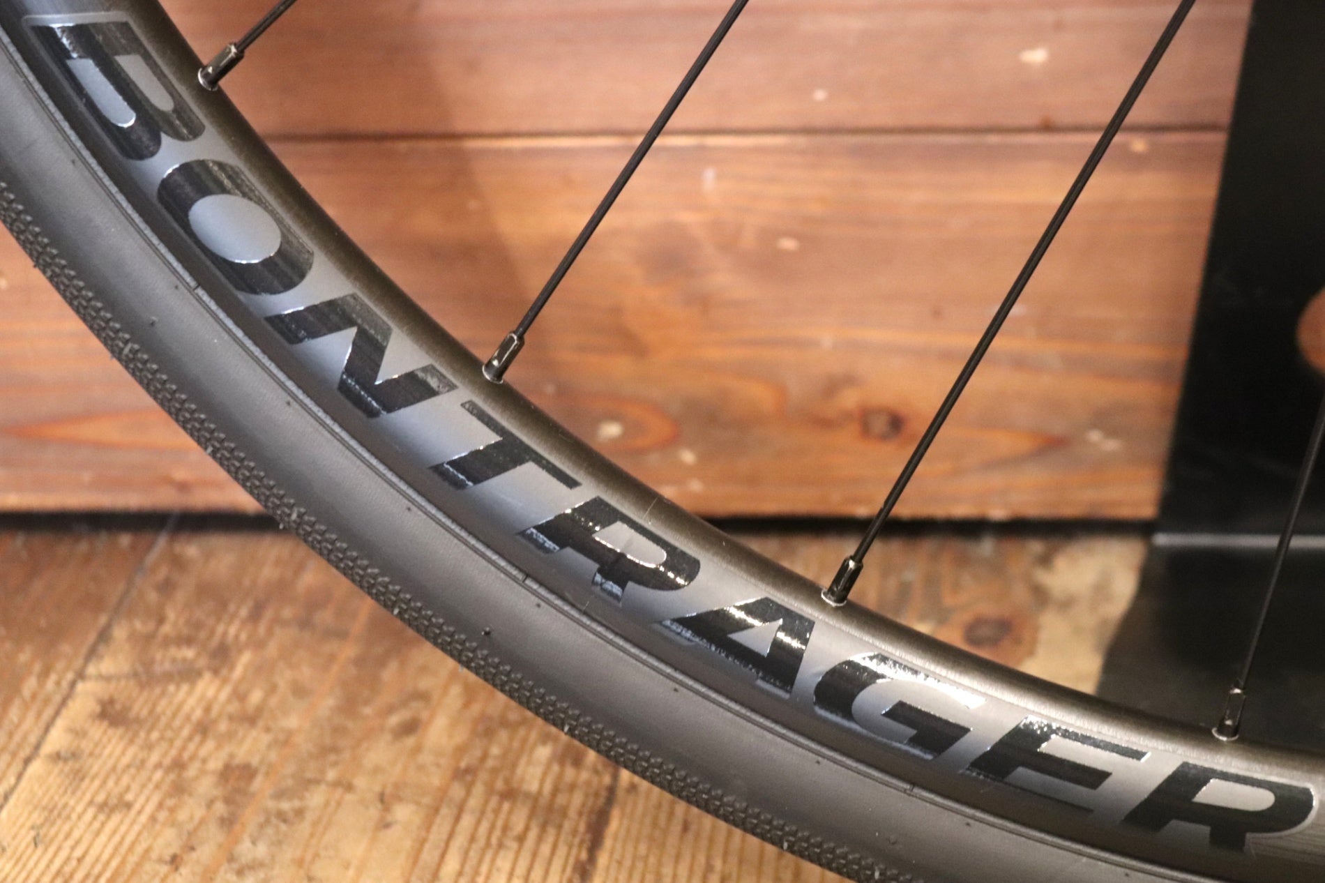 ボントレガー BONTRAGER パラダイム PARADIGM SL アルミ チューブレス