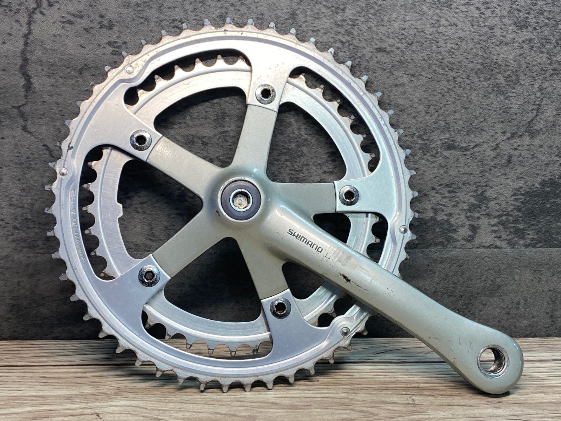 JD664 シマノ SHIMANO 105 FC-1056 クランク 52/42T 165mm BB付き JIS