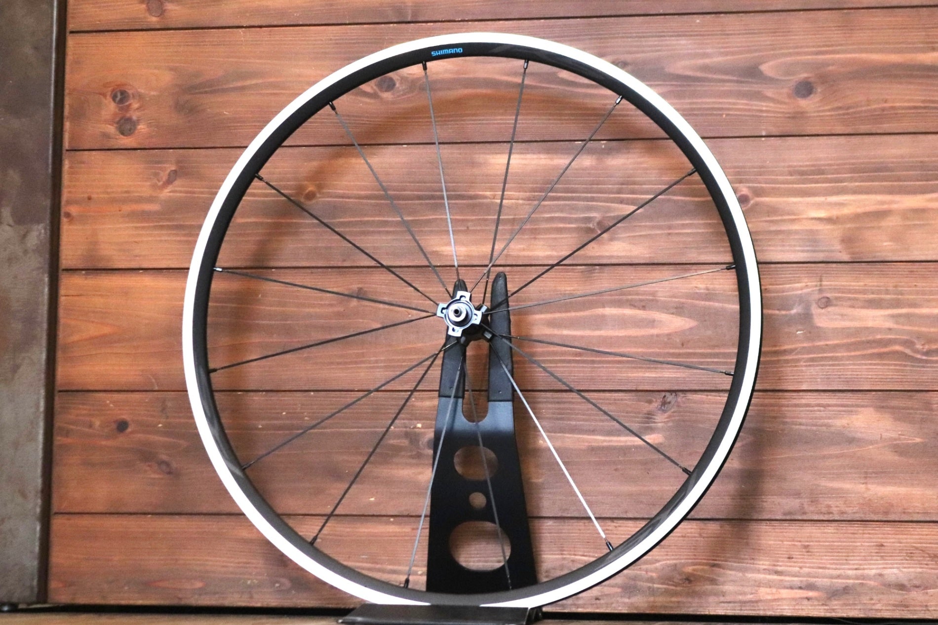 シマノ SHIMANO WH-RS300 アルミ クリンチャー フロントホイール
