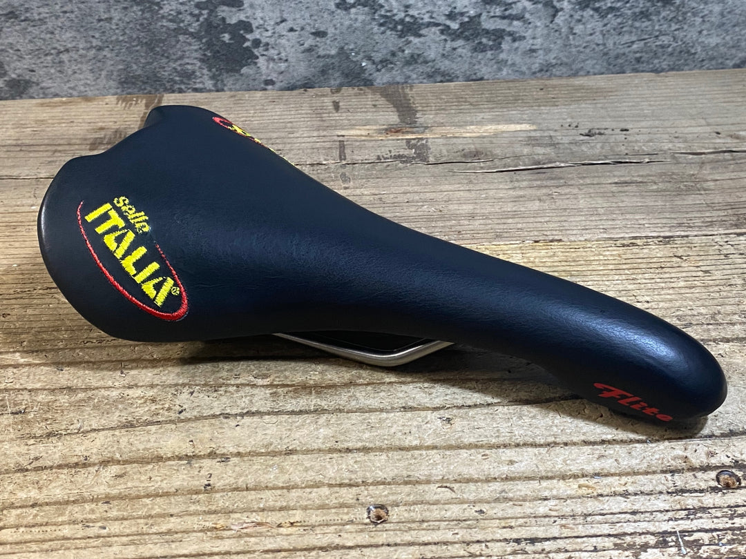 KK571 セライタリア selle italia フライト Flite titanium サドル 黒 チタンレール