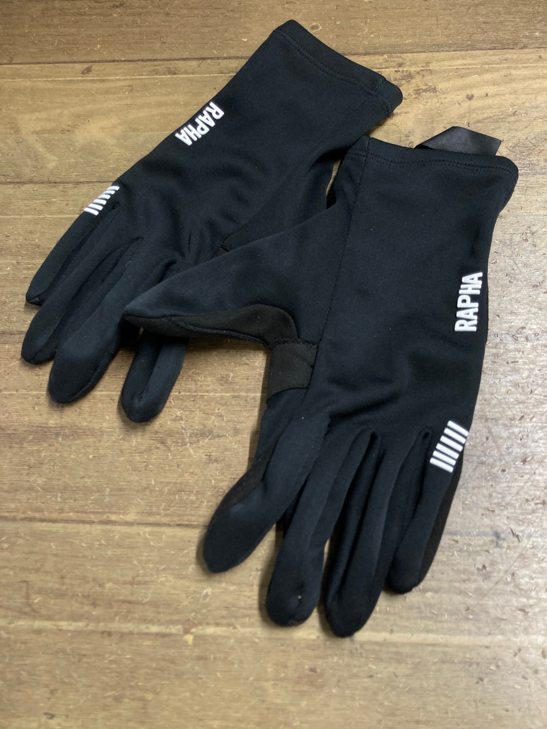 KD627 ラファ Rapha PRO TEAM GLOVES 長指 ウィンターグローブ 黒 サイズ不明