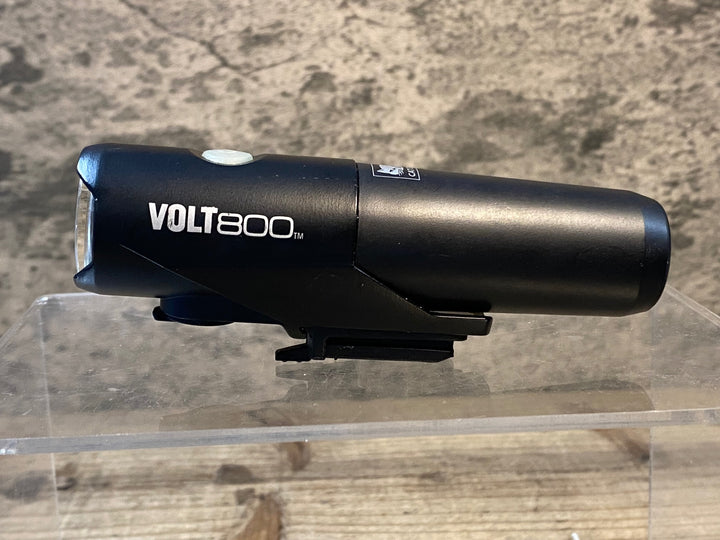 JG022 キャットアイ CATEYE VOLT 800 フロントライト 本体