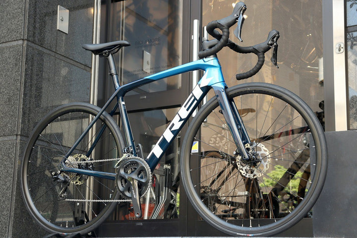 トレック TREK エモンダ ディスク EMONDA SL5 DISC 2021モデル 54サイズ 105 R7020 11S カーボン ロードバイク 【東京南麻布店】