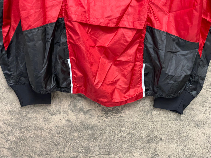 JW083 パールイズミ PEARL iZUMi 長袖 ウインドブレイカー S 赤
