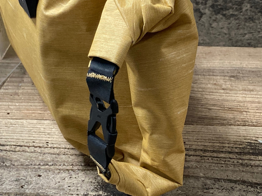JX818 EVOC HANDLEBAR PACK BOA L ハンドルバーバッグ