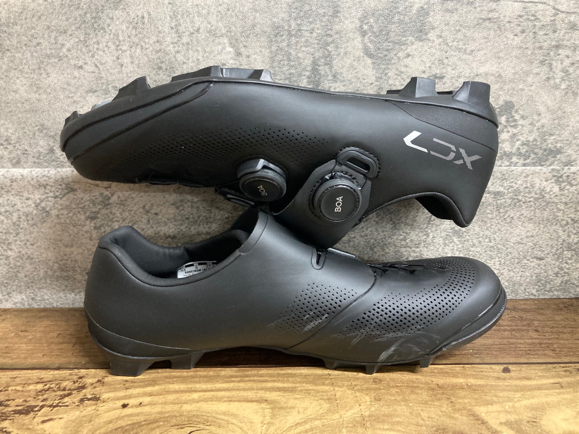 JY959 シマノ SHIMANO XC7 SHXC703M L01 E ビンディングシューズ EU43
