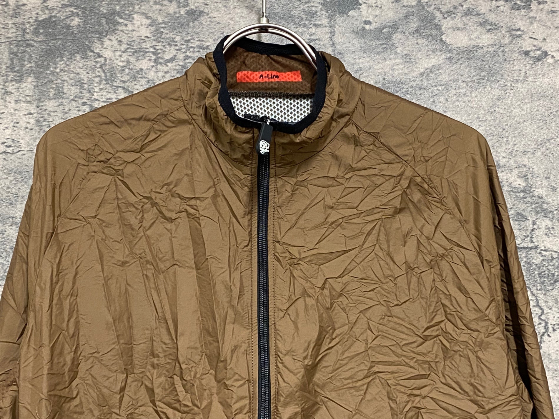 JV757 アタッカー ATTAQUER A-Line 長袖ウィンドブレーカー 茶 L