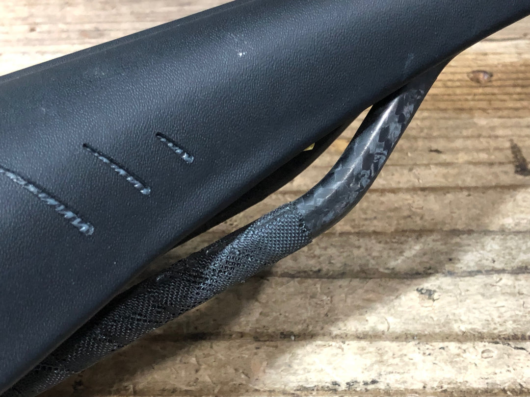 JW590 フィジーク fizik アリオネ ARIONE VSX サドル 黒 128mm BRAIDED カーボンレール