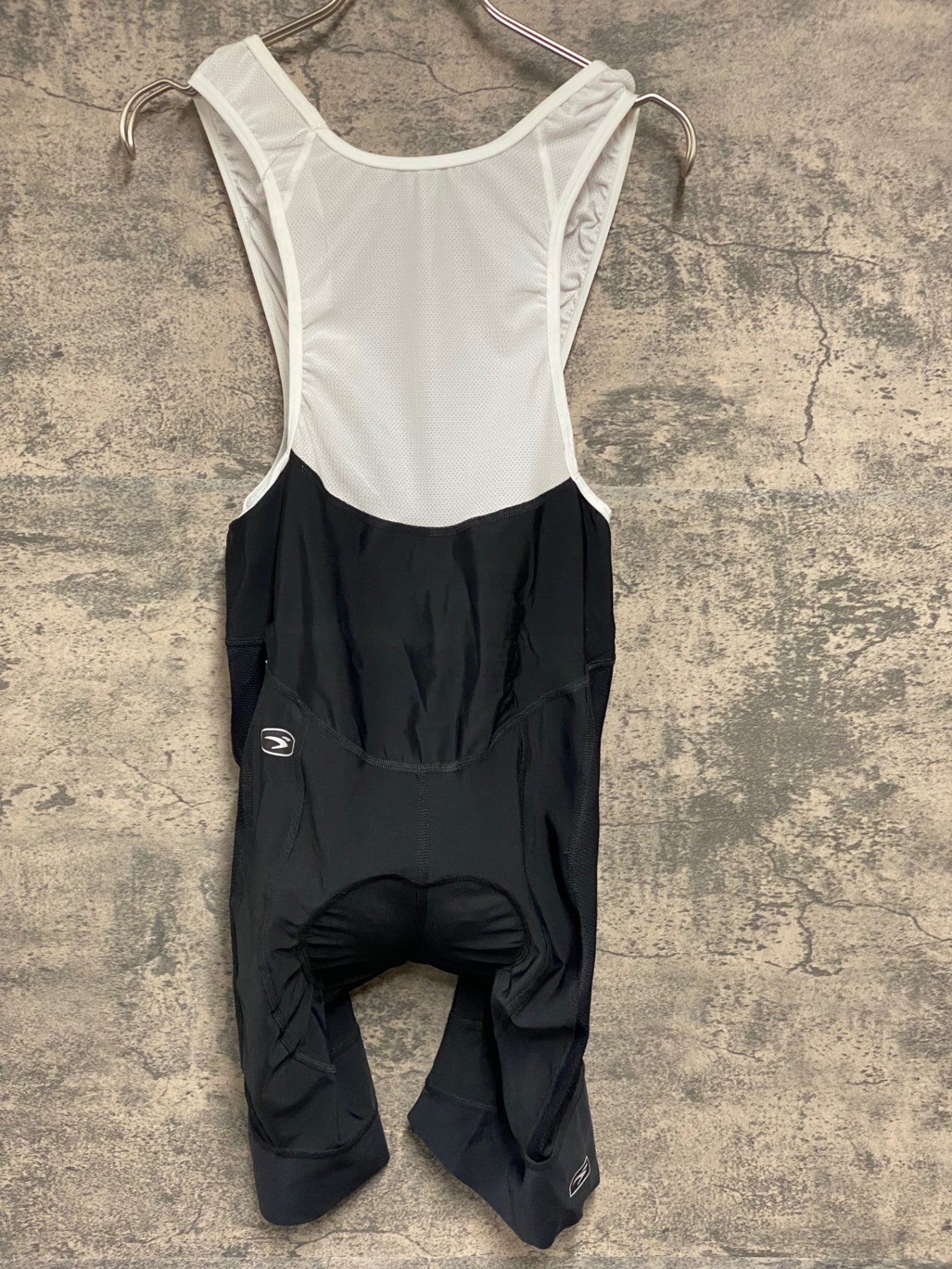 JV669 スゴイ SUGOi ビブショーツ 黒 XL – BICI AMORE ONLINE STORE