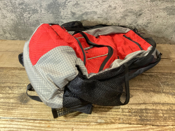 JR175 ドイター deuter SUPER BIKE S リュックサック バックパック 黒赤