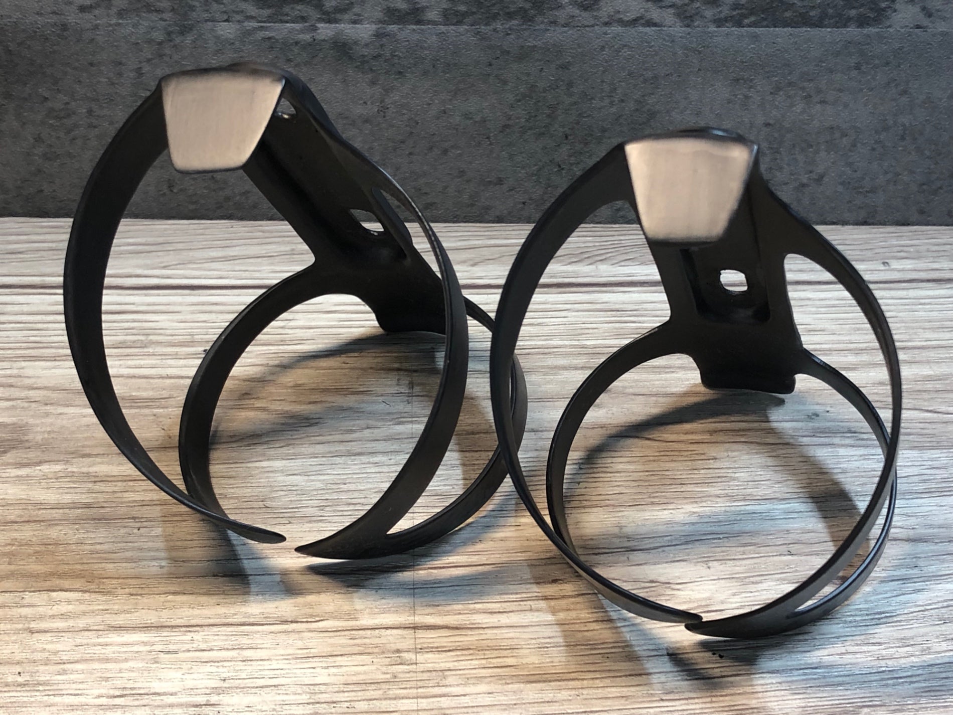 MOST THE WINGS フルカーボンボトルケー ジ　2個セット MOST THE WINGS フルカーボンボトルケー ジ 2個セット