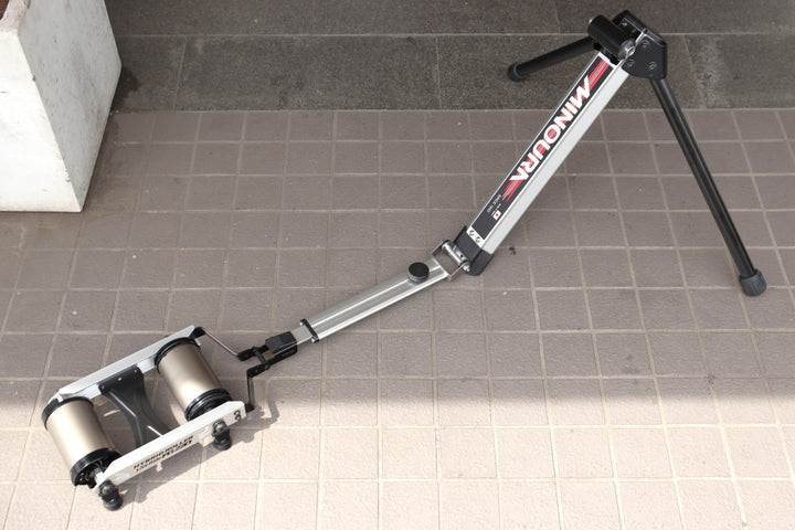 ミノウラ MINOURA HYBRID ROLLER FG220 ハイブリッドローラー ローラー台 【横浜店】