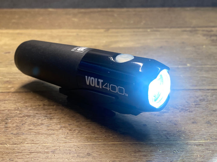 JD569 キャットアイ CATEYE ボルト VOLT400 フロントライト スペアバッテリー付属