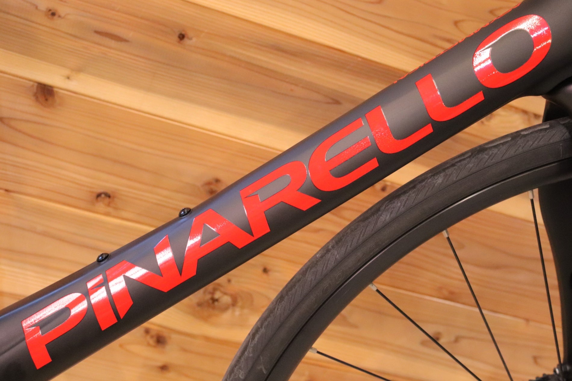 未走行で入荷！ ピナレロ PINARELLO ラザ RAZHA DISK 2022モデル 515