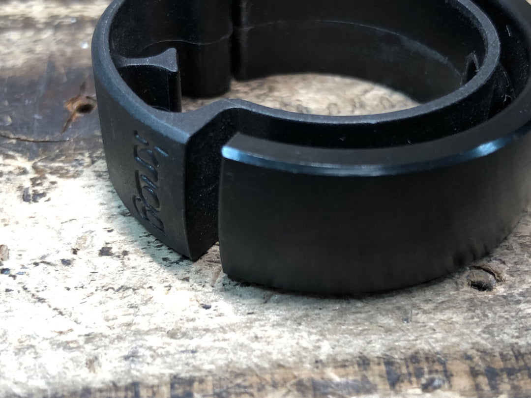 JO735 ノグ KNOG Oi BLACK サイクルベル Φ31.8