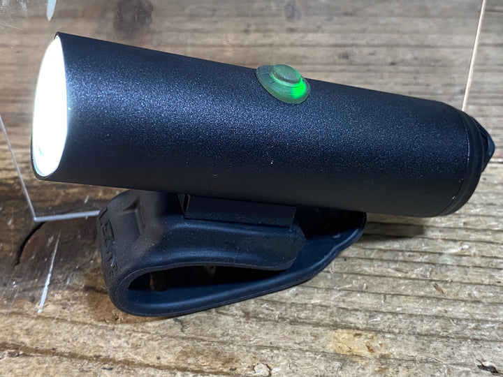 JZ279 レザイン LEZYNE CLASSIC DRIVE XL700+ フロントライト 点灯確認済