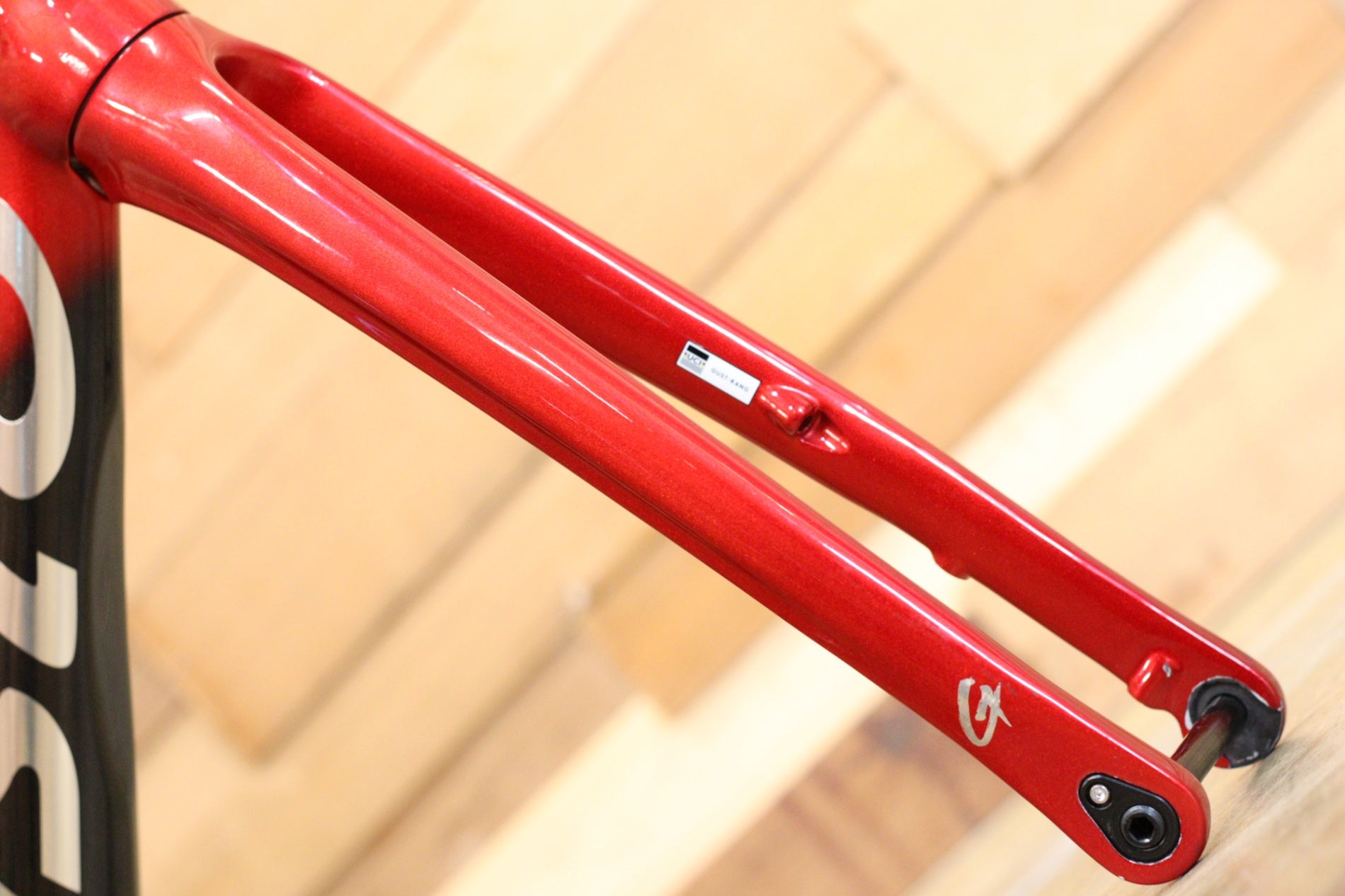 グスト GUSTO レンジャーエボ RANGER EVO DISC 2023 Mサイズ カーボン