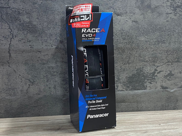 JW459 パナレーサー PANARACER RACE A EVO 4 クリンチャー タイヤ 700x23C (黒/黒)