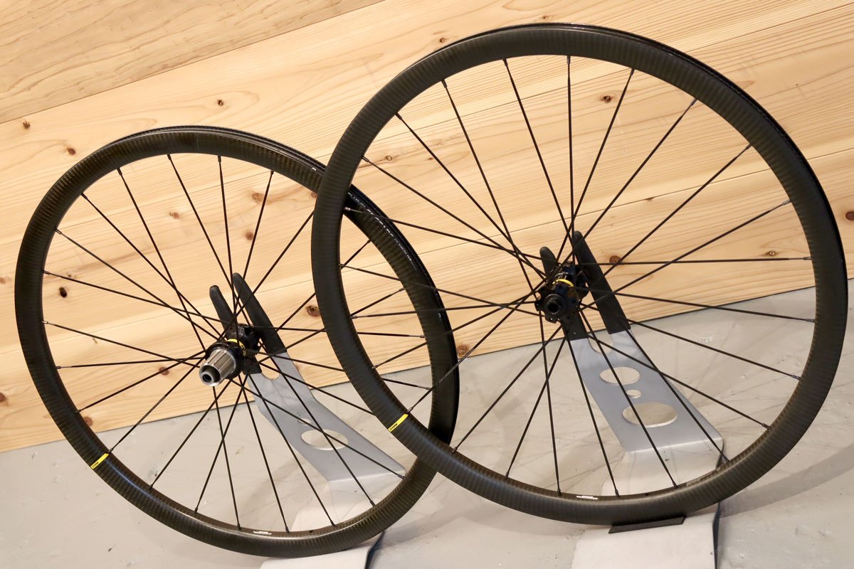 マヴィック MAVIC キシリウム KSYRIUM PRO CARBON UST Disc