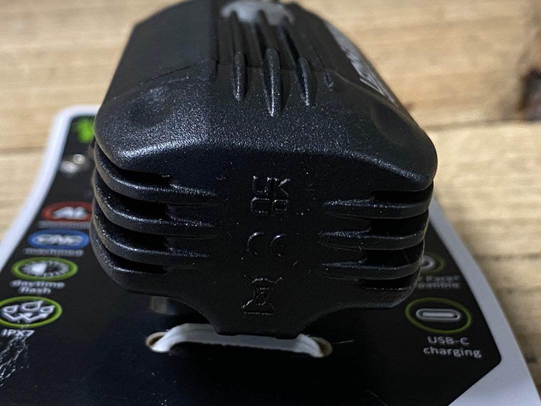 KN562 レザイン LEZAYN FUSION DRIVE PRO 600+ SATIN BLACK 点灯確認済み