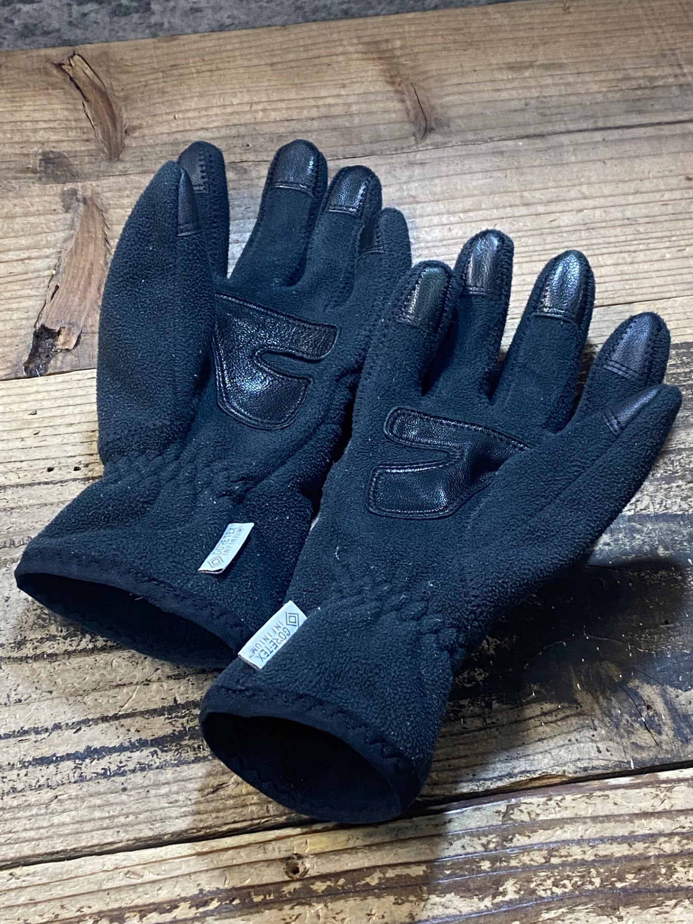 JW745 モンベル mont-bell 長指 グローブ 黒 S 裏起毛 GORE-TEX