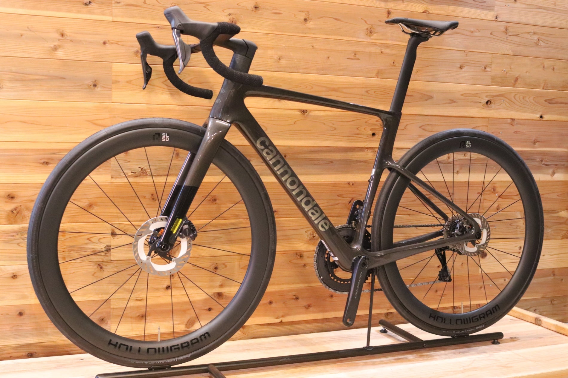 未走行で入荷！ キャノンデール CANNONDALE スーパーシックス SUPERSIX