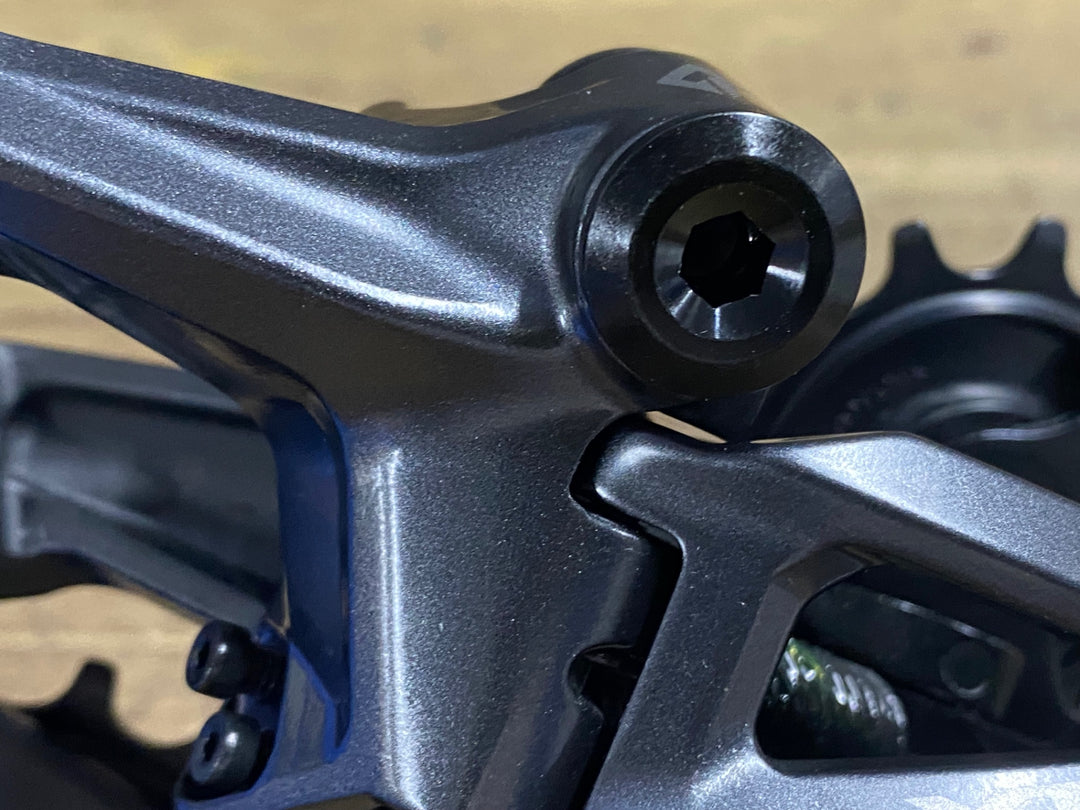 KO379 シマノ SHIMANO デオーレ DEORE XT RD-M8230 リアディレイラー 11S