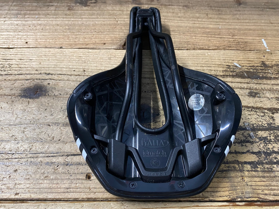 KP621 セライタリア selle italia novus BOOST サドル FEC ALLOY 148mm