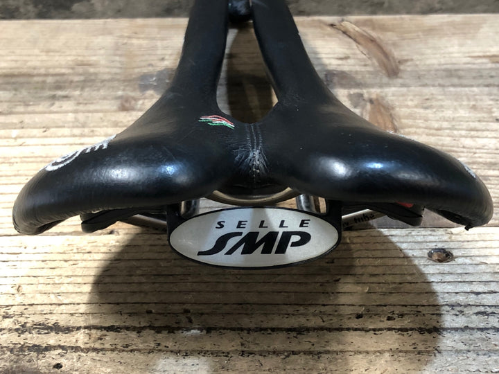 JY760 SELLE SMP dynamic サドル 黒 138mm inox tube