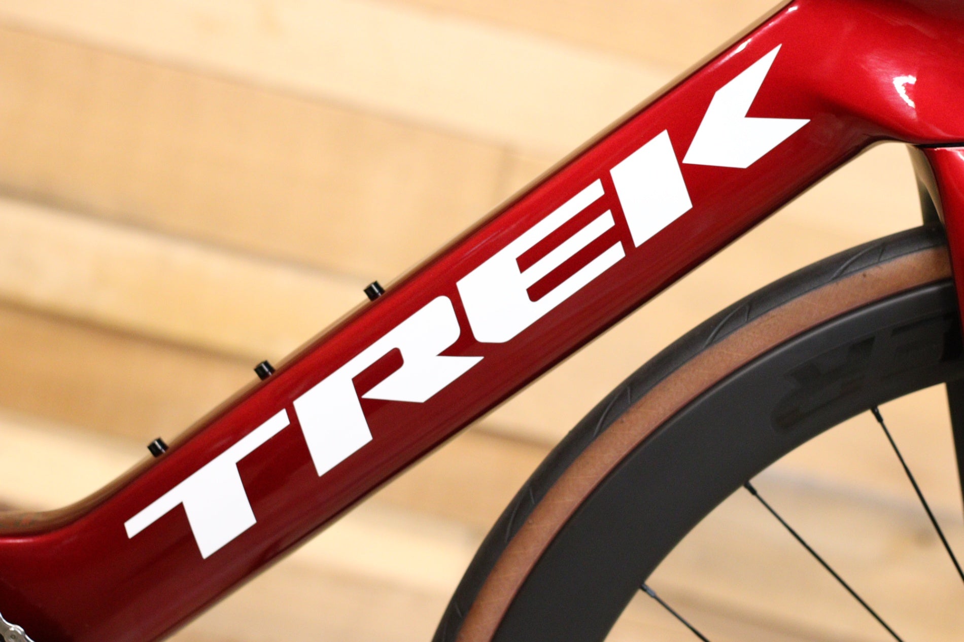 トレック TREK マドン MADONE SL6 GEN7 2024 52サイズ シマノ 105