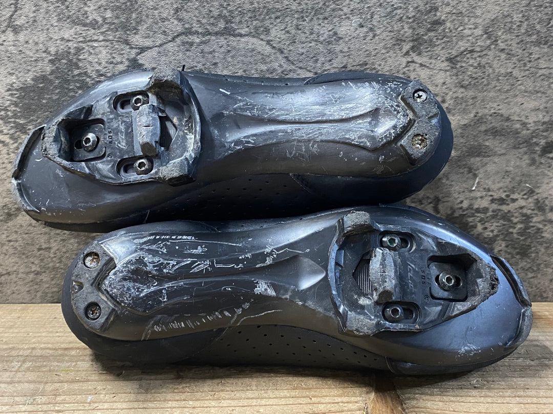KB931 フィジーク Fizik R3 ROAD SHOES ビンディングシューズ 黒 3穴 EU41.5 ※タバコ臭