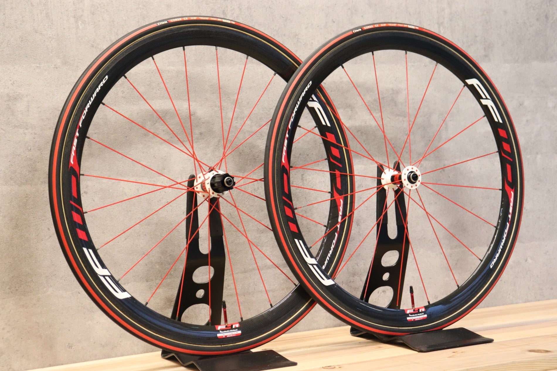 日本限定カラー!】 ファストフォワード FFWD F4R JAPAN Limited