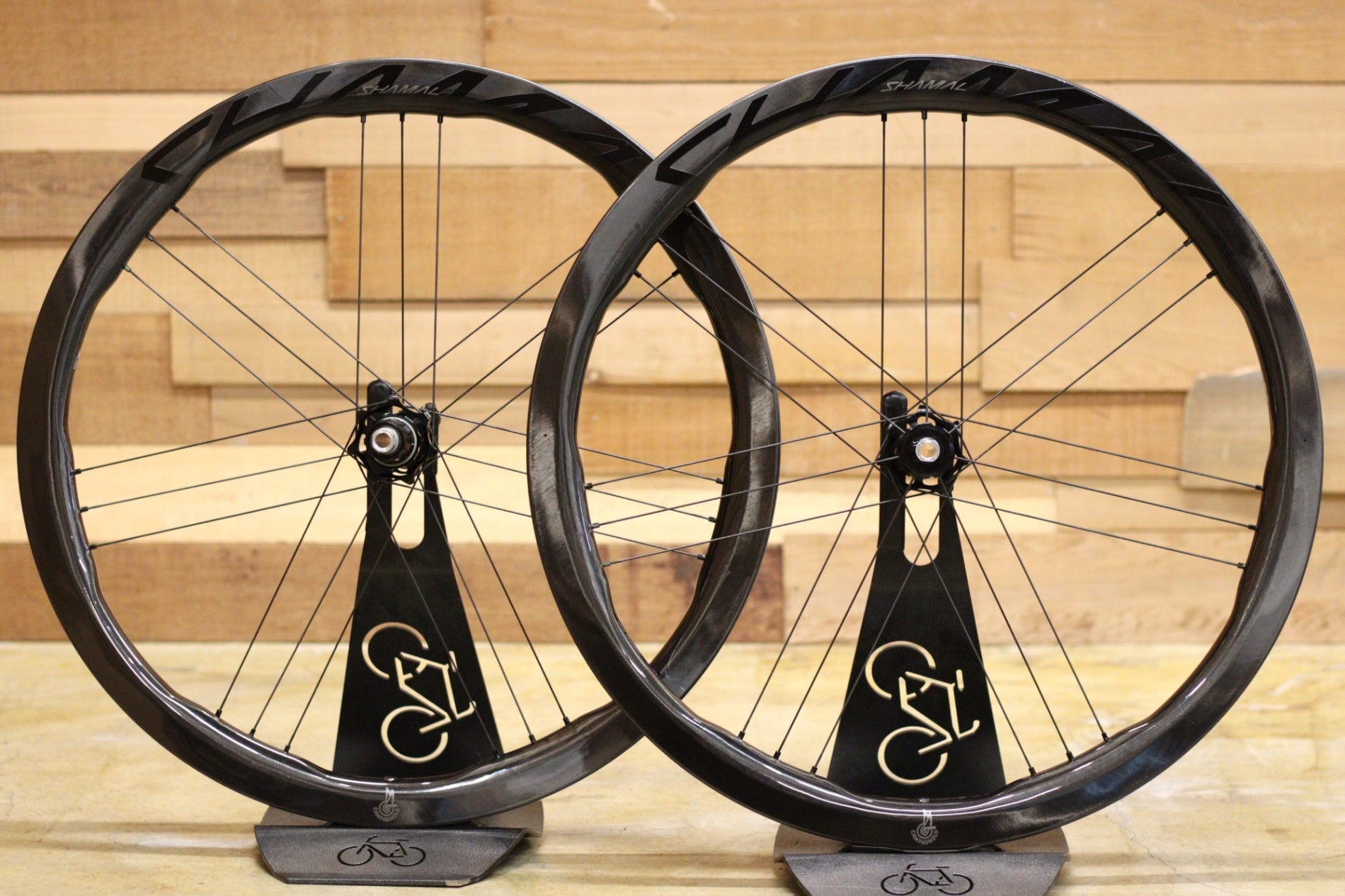 カンパニョーロ CAMPAGNOLO シャマル デュアル プロファイル SHAMAL