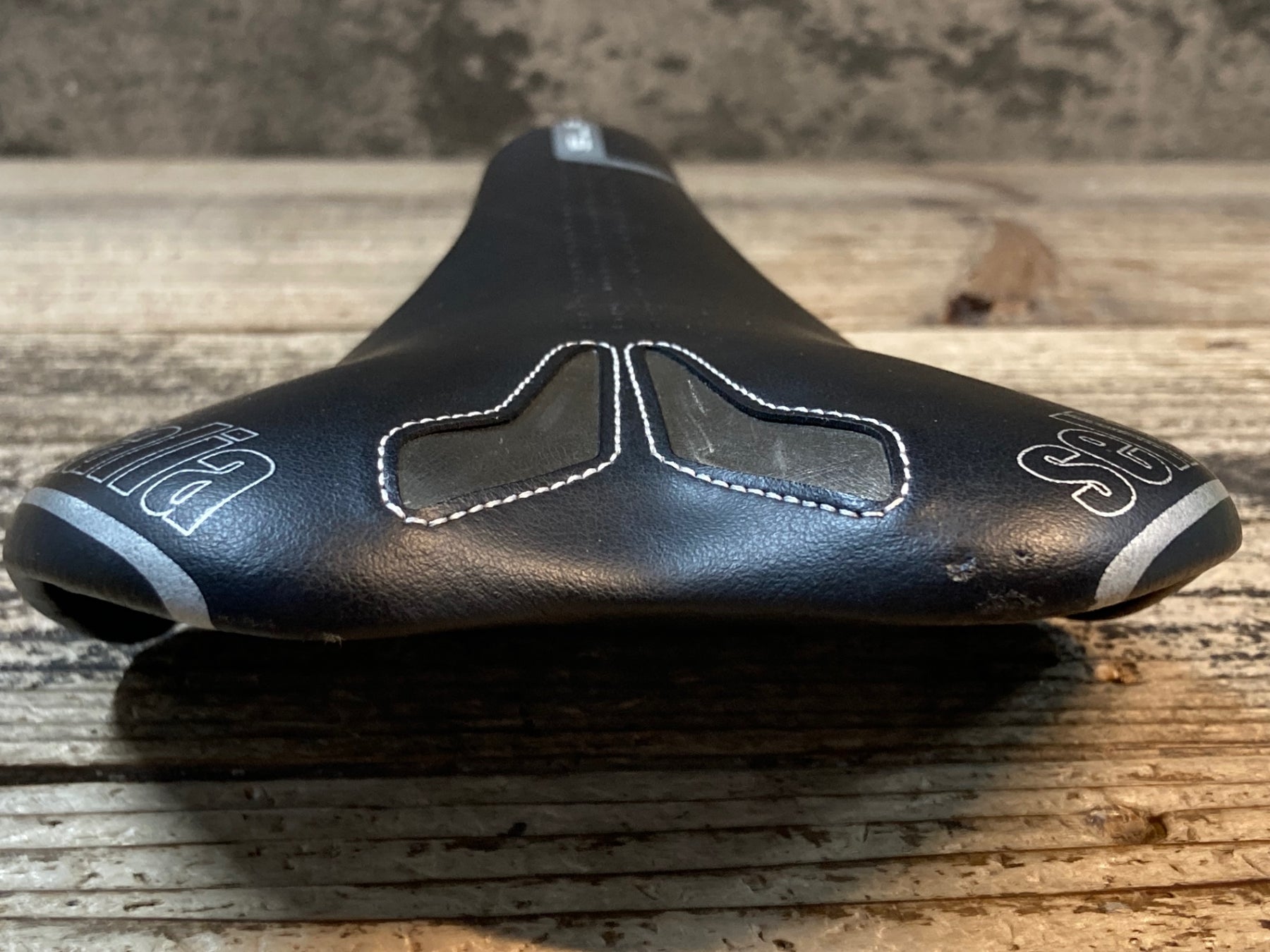 JR038 セライタリア SELLE ITALIA SLR サドル 黒 Titanium tube – BICI
