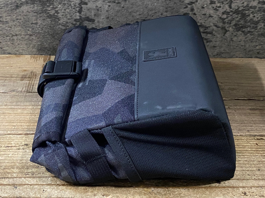 KJ086 クローム CHROME DOUBLETRACK HANDLEBAR BAG フロントバッグ カモ グレー