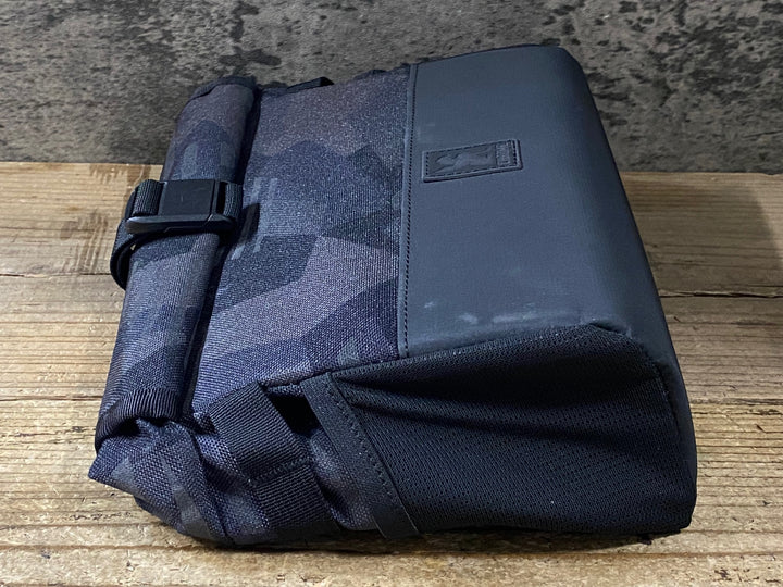 KJ086 クローム CHROME DOUBLETRACK HANDLEBAR BAG フロントバッグ カモ グレー