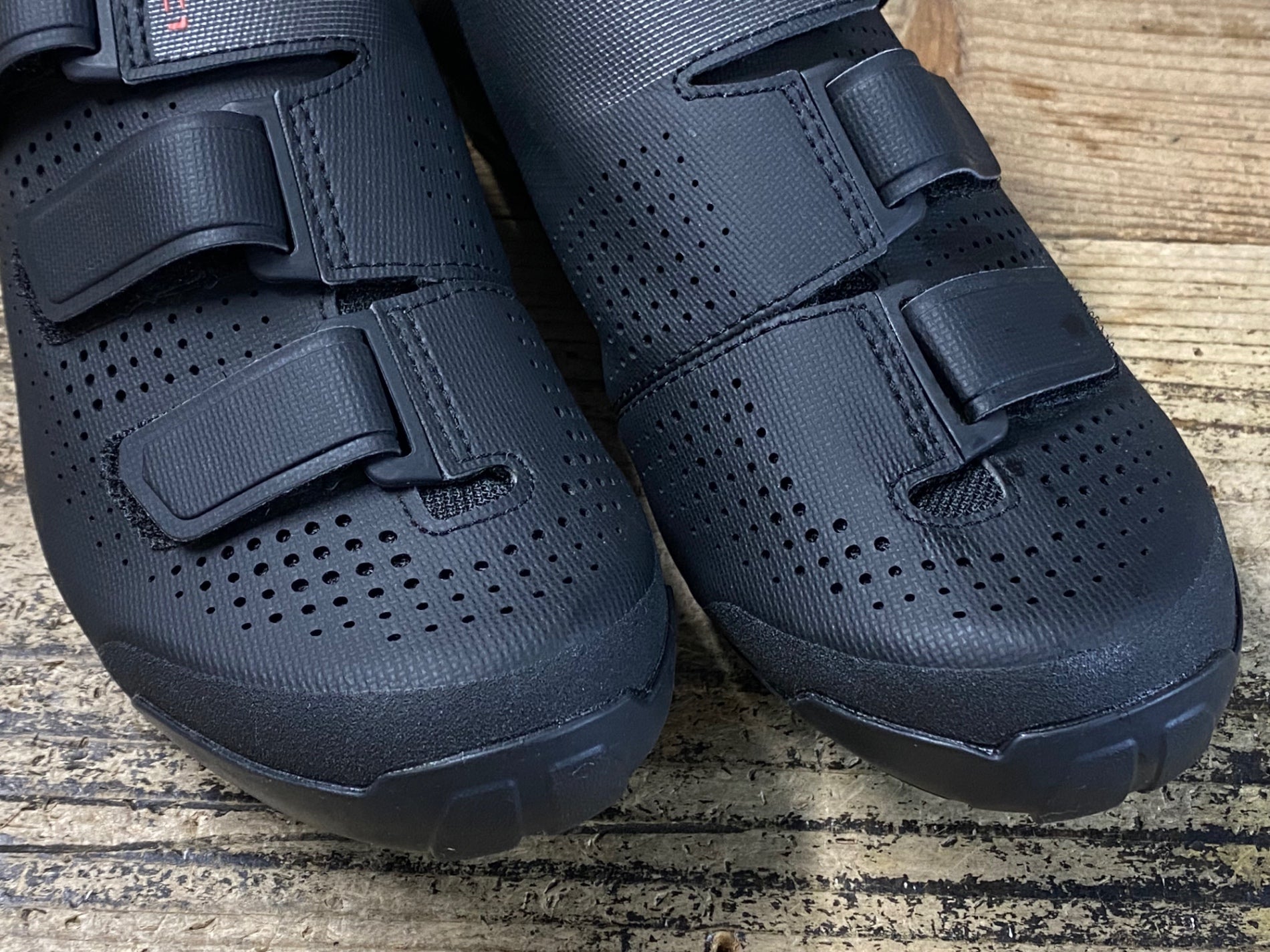 JN123 シマノ SHIMANO XC1 SHXC100M ビンディングシューズ EU41 黒 2穴