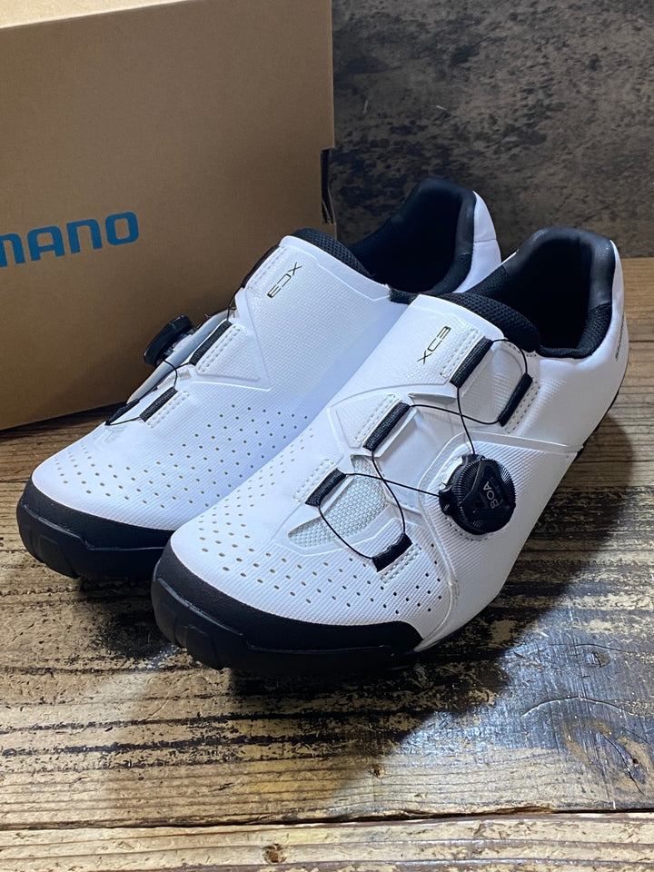 JW658 シマノ SHIMANO XC3 SH-XC300 W01S ビンディングシューズ EU42 SPD 白 ※未使用