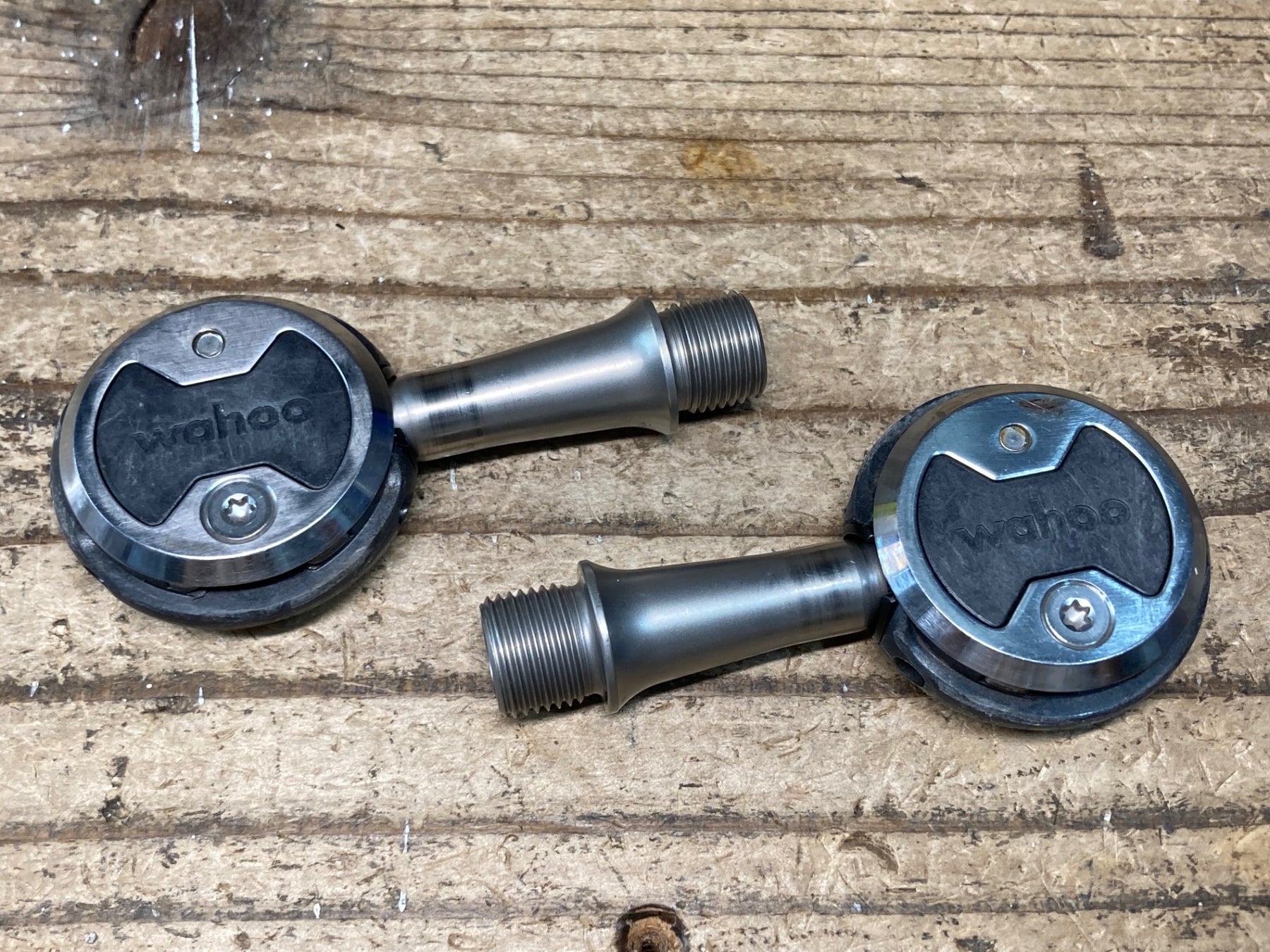 Wahoo SPEEDPLAY NANO ロードバイクペダル チタンシャフト SPEEDPLAY NANO Road Bike Pedals | SPD Pedals | Wahoo Fitness