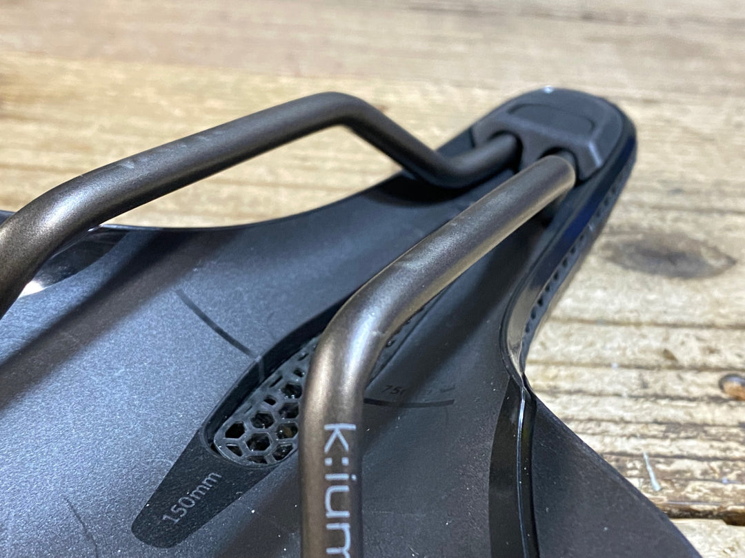 KC298 フィジーク fizik VENTO ANTARES R3 ADAPTIVE サドル 黒 150mm kiumレール