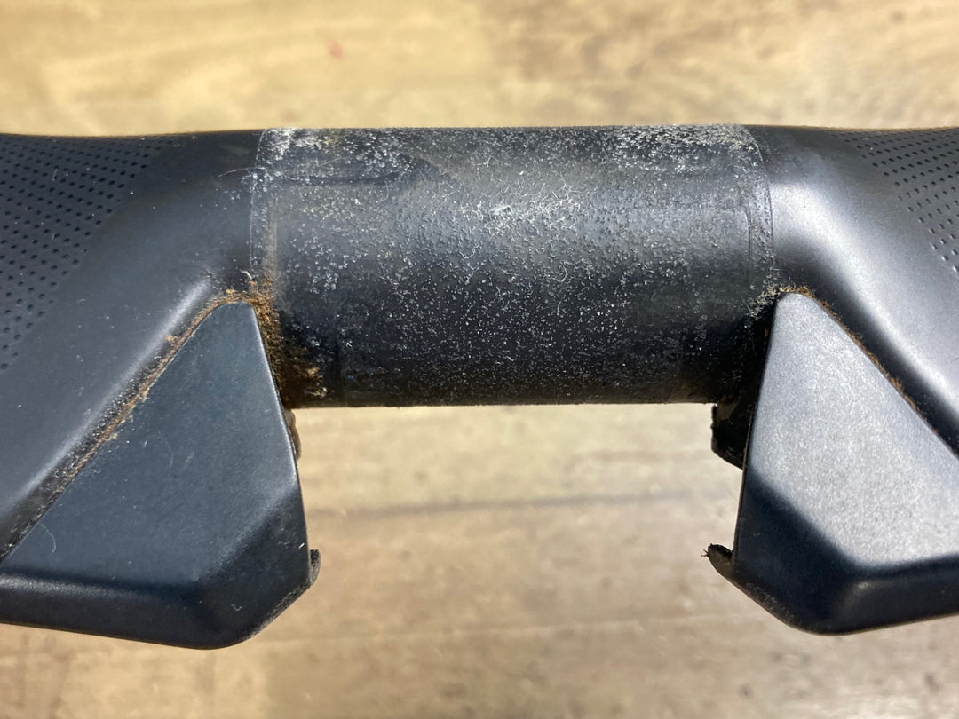 KQ249 スペシャライズド SPECIALIZED AEROFLY2 エアロフライ2 カーボンドロップハンドル 400mm Φ31.8 ※ケーブルトランジションキャップボルト錆、固着