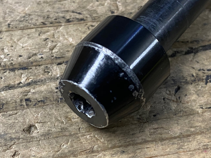 KR445 カートキネティック Kurt Kinetic Traxle Fine T-2100 固定ローラー用 スルーアクスル 12mm