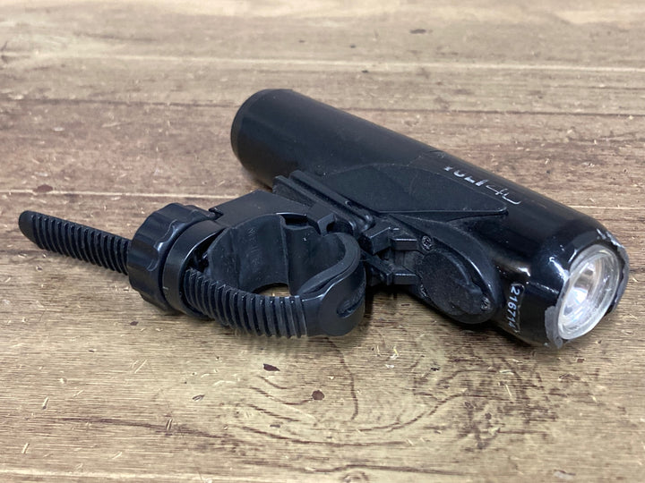 JT601 キャットアイ CATEYE VOLT400 フロントライト 点灯確認済み ※マウント固定ボルト欠品