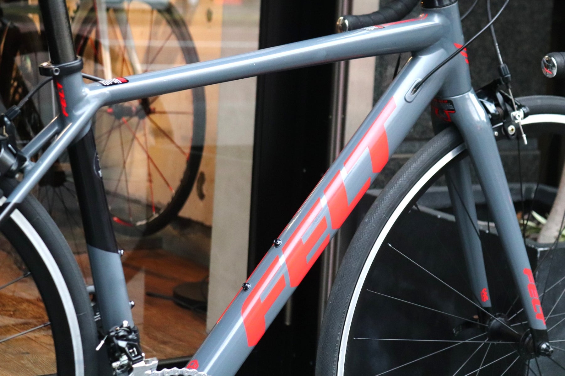 フェルト FELT FR30 2020モデル 510サイズ シマノ 105 R7000 11S 