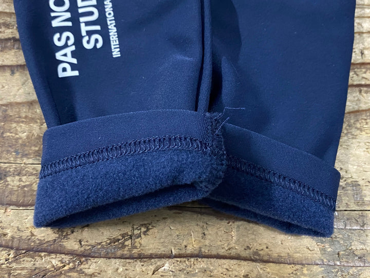 KM753 パスノーマルスタジオ PAS NORMAL STUDIOS LOGO ARM WARMERS ニーウォーマー 紺 M 裏起毛