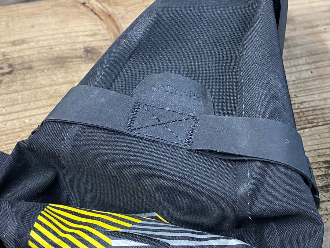 KE213 アピデュラ APIDURA RACING SADDLE サドルバッグ 5L