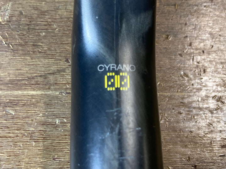 JV812 フィジーク fizik シラノ CYRANO 00 カーボン シートポスト Φ27.2 330mm
