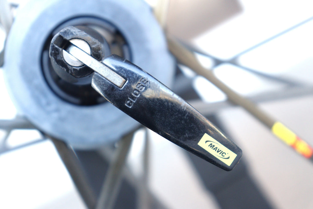 マヴィック MAVIC COSMIC CARBON SLR EXALITH アルミ カーボン クリンチャー ホイールセット シマノ 11/12S ナローリム 13C 【横浜店】